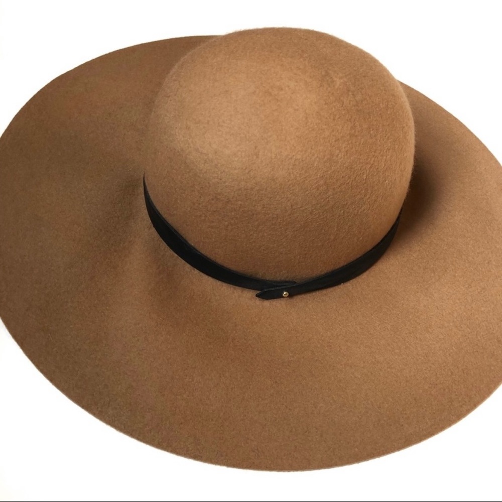 Banana Republic Hat - Tan Floppy